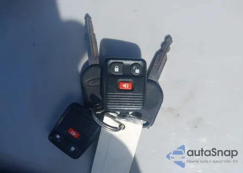 2005 Ford Freestyle Limited из США, поврежденный, VIN 1FMDK06145GA35212